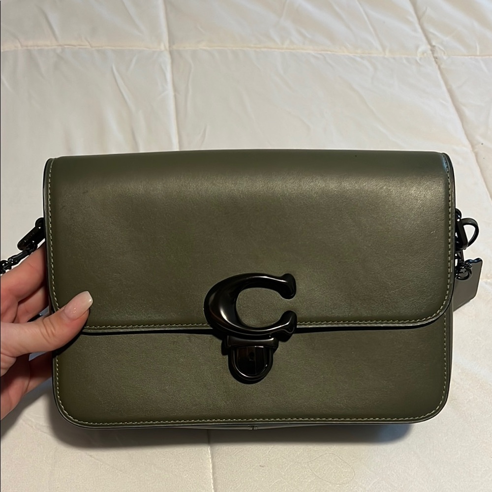 Coach Green Crossbody Bag with Structured Shape and Sleek Design